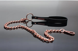 COQUETTE CHAIN LEASH