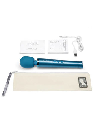 LE WAND PETITE RECHARGEABLE MASSAGER