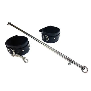 ADJUSTABLE SPREADER BAR WITH LEATHER CUFFS