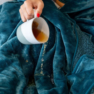 WATERPROOF SPLASH BLANKET - THE OG -  EMERALD SHERPA - LARGE 2M X 2M