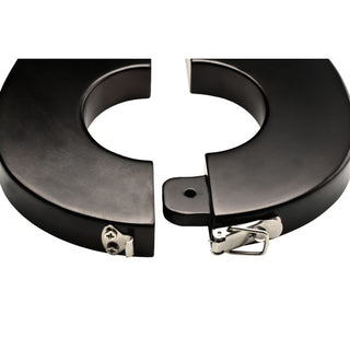 MASTER SERIES TRAPPED WRIST & ANKLE STOCKS